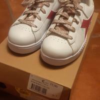 scarpe da bambina Diadora numero 33