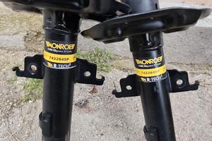 Coppia di ammortizzatori anteriori MONROE