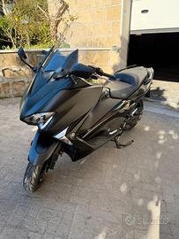 T MAX 530 DX