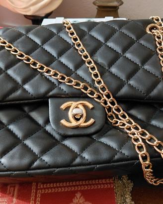 Borsa modello Chanel