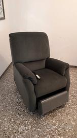 Poltrona Natuzzi reclinabile alza persona 