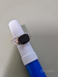 Anello con opale nero