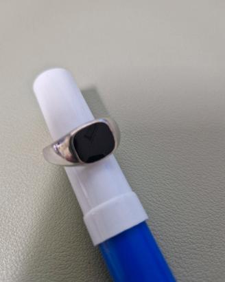 Anello con opale nero