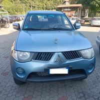 PEZZI DI RICAMBIO MITSUBISHI L200