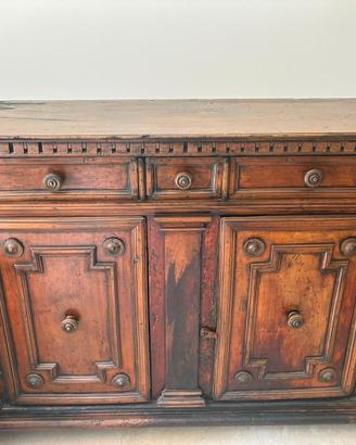 Credenza Lombarda epoca '600