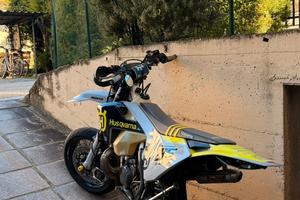 Husqvarna TE250i Motard