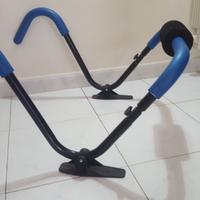 Atrezzo per addominali AB Trainer