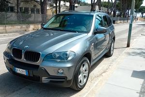 BMW X5 con soli 136000 Km