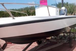 barca marinello 5mt  e 40 yamaha