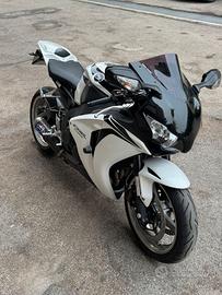 Honda CBR 1000 RR FiReBlade  