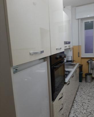 Cucina inclusa elettrodomestici