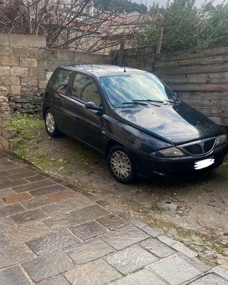 Lancia Y
