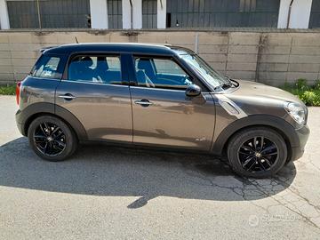 MINI COUNTRYMAN ALL4 COOPER D 1.6