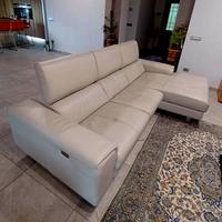 Divano in vera pelle