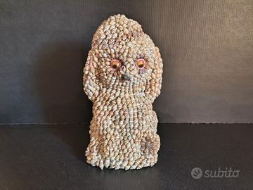 Statuetta vintage di conchiglie