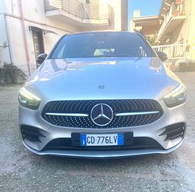 MERCEDES BENZ B180d PREMIUM AMG