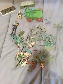 soldatini in plastica 