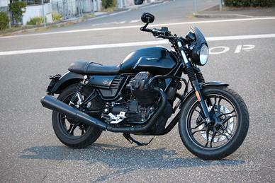 Moto Guzzi V7 III stone (2019)