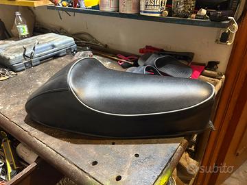 Sella monoposto con gobba vespa 50