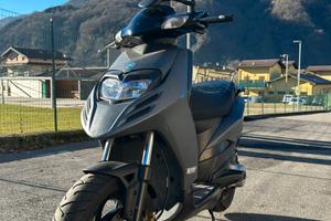 Scooter piaggio typhoon 50cc 2014