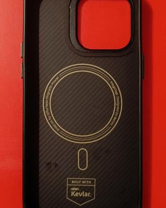 Cover BENKS in Vero KEVLAR con MagSafe per iPhone