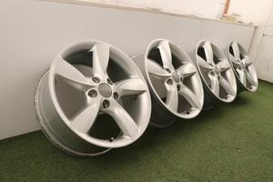 Cerchi in lega Audi A3 S3 17 ORIGINALI 8V5071497