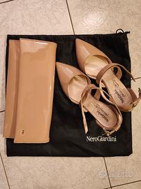 Scarpe decollete e pochette abbinate Nero Giardini