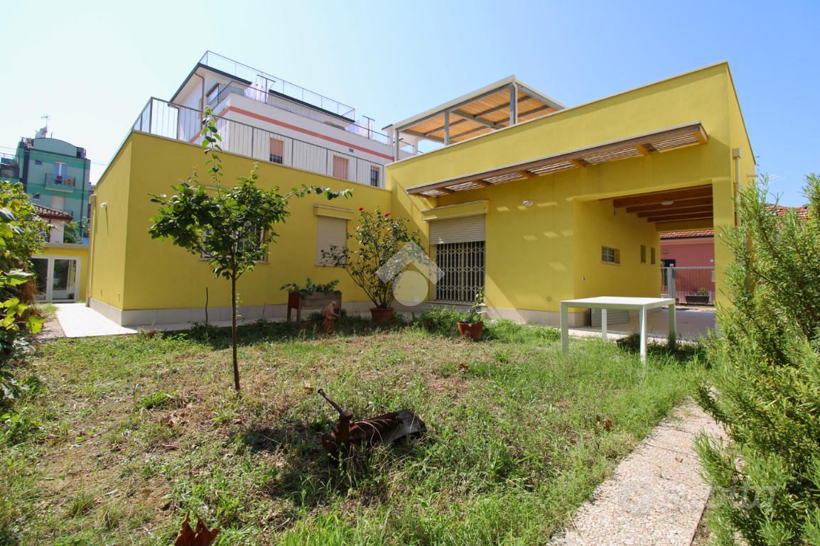VILLA SINGOLA A RIMINI - Vista 5