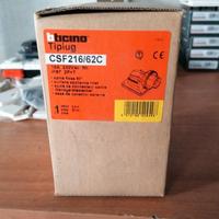 Spina interbloccata 230 V. Bticino