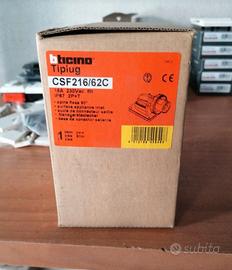 Spina interbloccata 230 V. Bticino