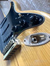 FENDER STRATOCASTER LIUTERIA USA 1975