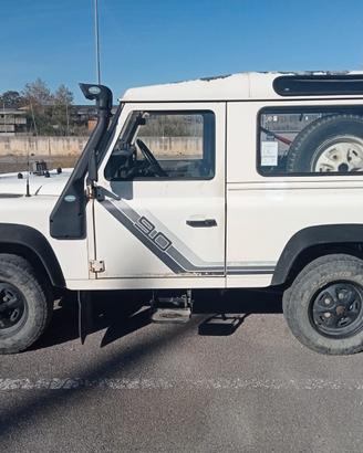 Defender 90 