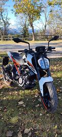 KTM DUKE 125