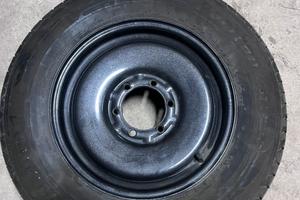 Ruota  di scorta nissan patrol