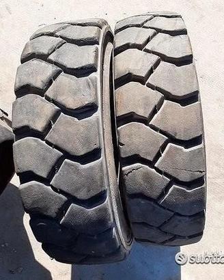 Coppia di pneumatici usati 6.50 10 Hollywood