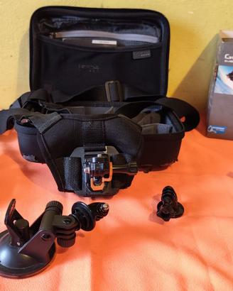 GoPro HERO4 Silver + Scatola + Valigetta