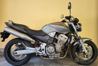 Honda Hornet 900 - 2002
