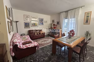 Trilocale con terrazza abitabile e garage in nuda