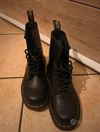 dr. Martens in pelle