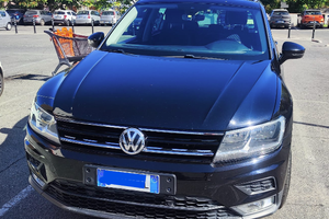 Volkswagen Tiguan 2.0 TDI DSG Business BlueMotion