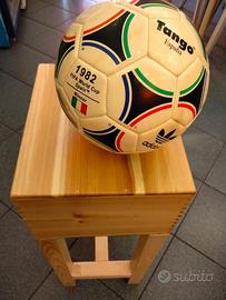 pallone calcio 1982