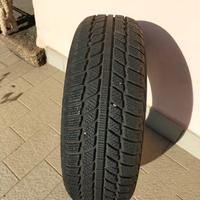 Pneumatico invernale autovettura