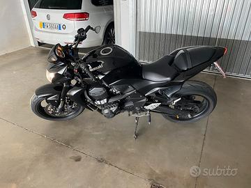 KAWASAKI z750 black edition 2010