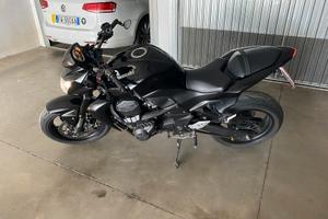 KAWASAKI z750 black edition 2010