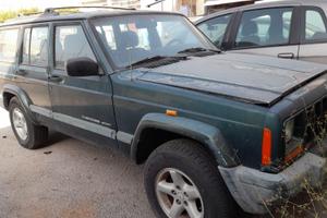 Jeep cherokee con altro motore cherokee più