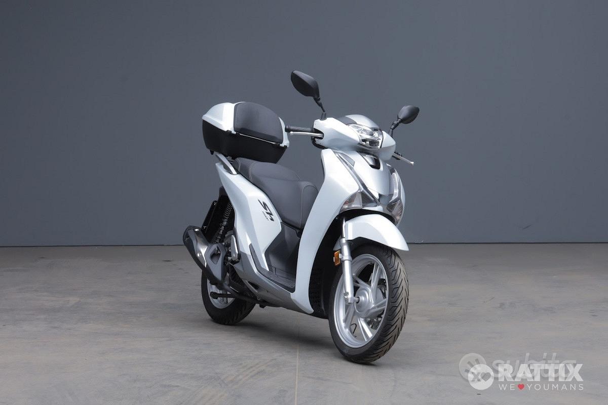 Pearl Falcon Grey Sh Grigio 2022 Honda Sh 150 Vendita In Moto E