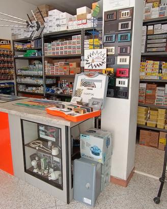 NEGOZIO di MATERIALE ELETTRICO
