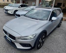 VOLVO V60 Cross Country D4 AWD Geartronic Busine