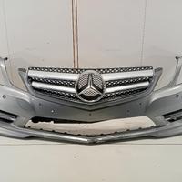 PARAURTI ANTERIORE CENTRALE MERCEDES Classe E W207