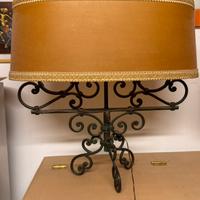 Lampada in ferro battuto